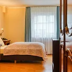 Ff&e Bavaria Hotel