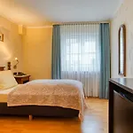 Ff&e Bavaria Hotel Núremberg