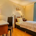 Ff&e Bavaria Hotel Núremberg
