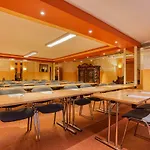 Ff&e Bavaria Hotel