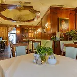 Ff&e Bavaria Hotel Núremberg