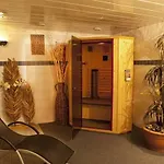 Hotel Ff&e Bavaria 3*