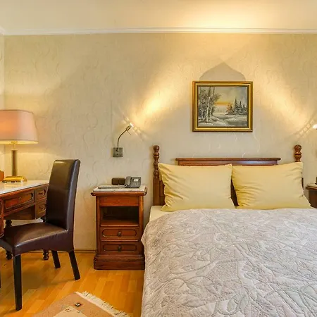 Ff&e Bavaria Hotel Núremberg