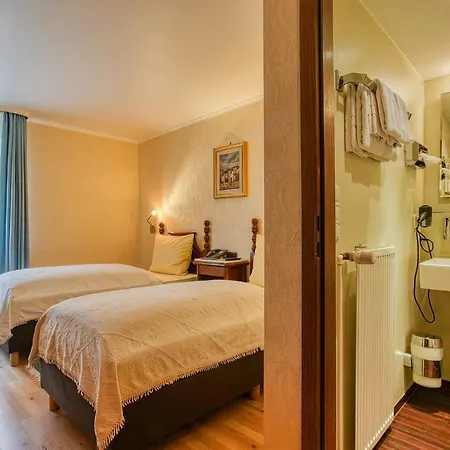 Hotel Ff&e Bavaria 3*