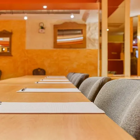 Hotel Ff&e Bavaria 3*